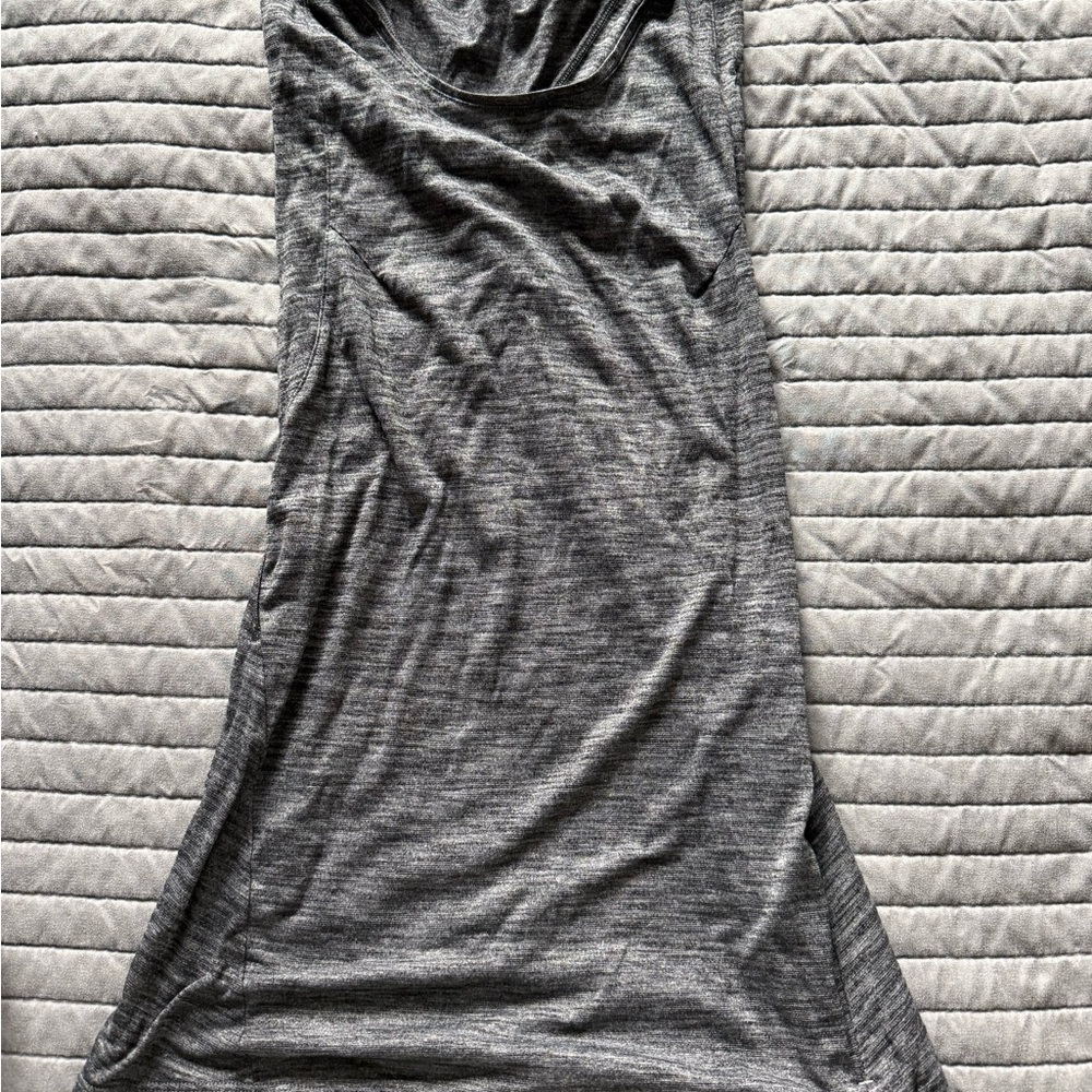 Super Flattering Lululemon racer back tank with zipper pocket!